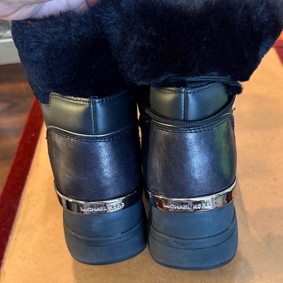 Michael Kors Sparkle Fabric, Faux Fur & leather, skater style lace up Booties - Picture 5 of 14